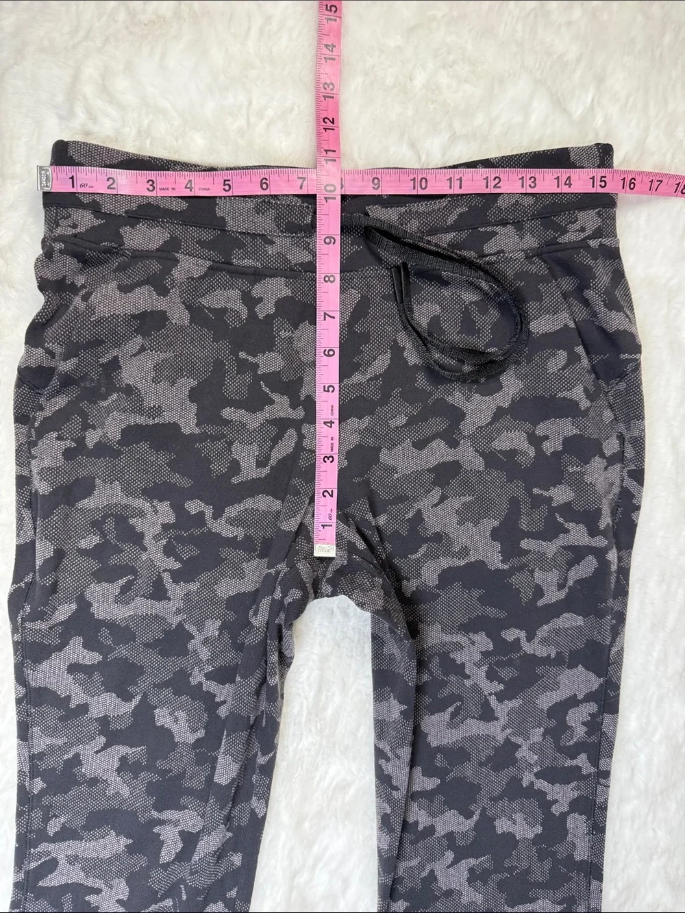 Lululemon Ready to Rulu Jogger Crop 10 Heritage Camo Jacquard Black Lunar Rock